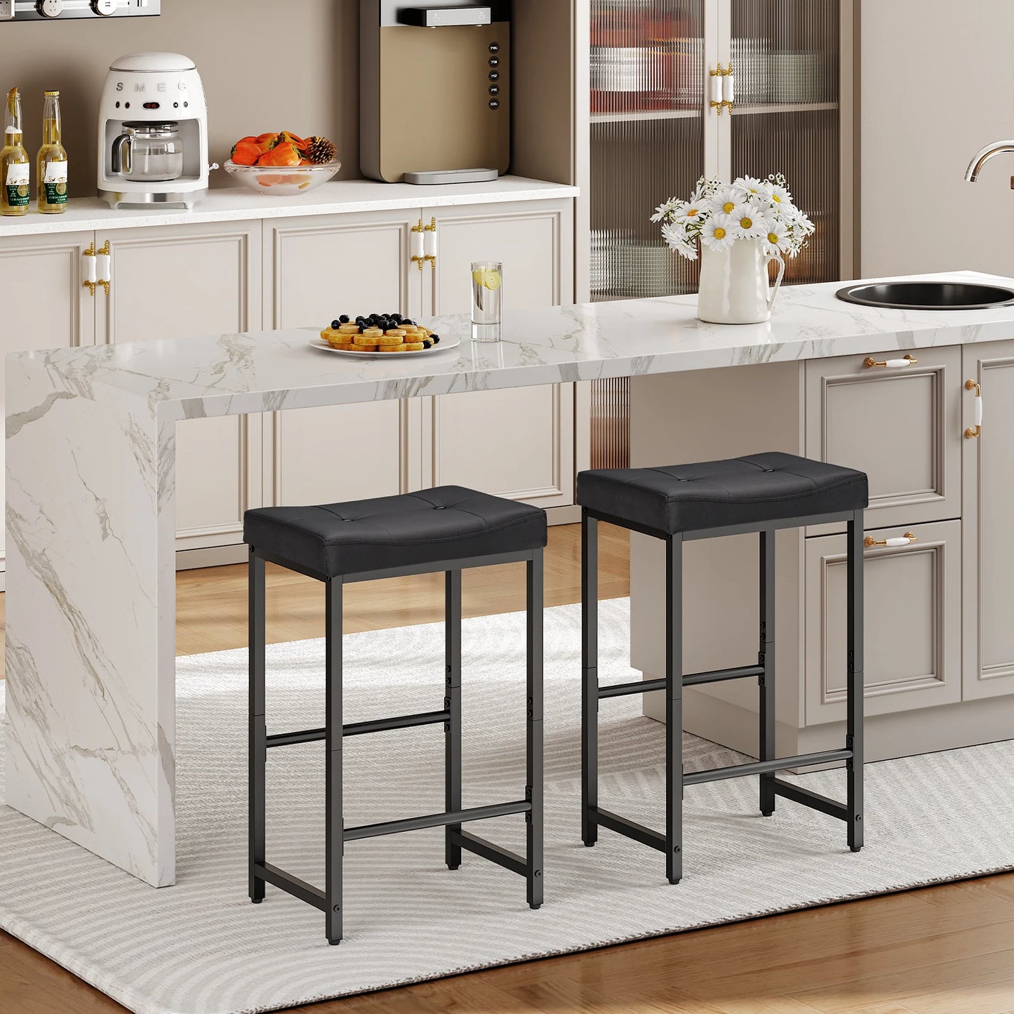 HOOBRO Bar Stools 25.4" Saddle Stools with PU Upholstery Counter Height Stools with Footrest Kitchen Breakfast Chairs for Cafe