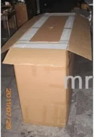 Luxury Modern Nordic Style Burgundy Tufted Curved High Back Bar Stool Velvet Upholstery Bar Chair for Home Hotel