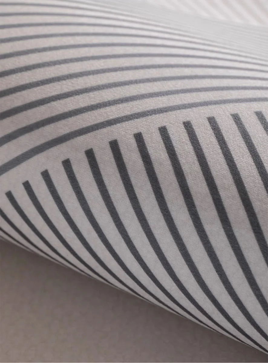 VIKAMA Living Room Rug Modern Simple Black Sofa Table Mat Light Luxury Bedroom Bed Blanket Home Crystal Velvet Large Area Mat