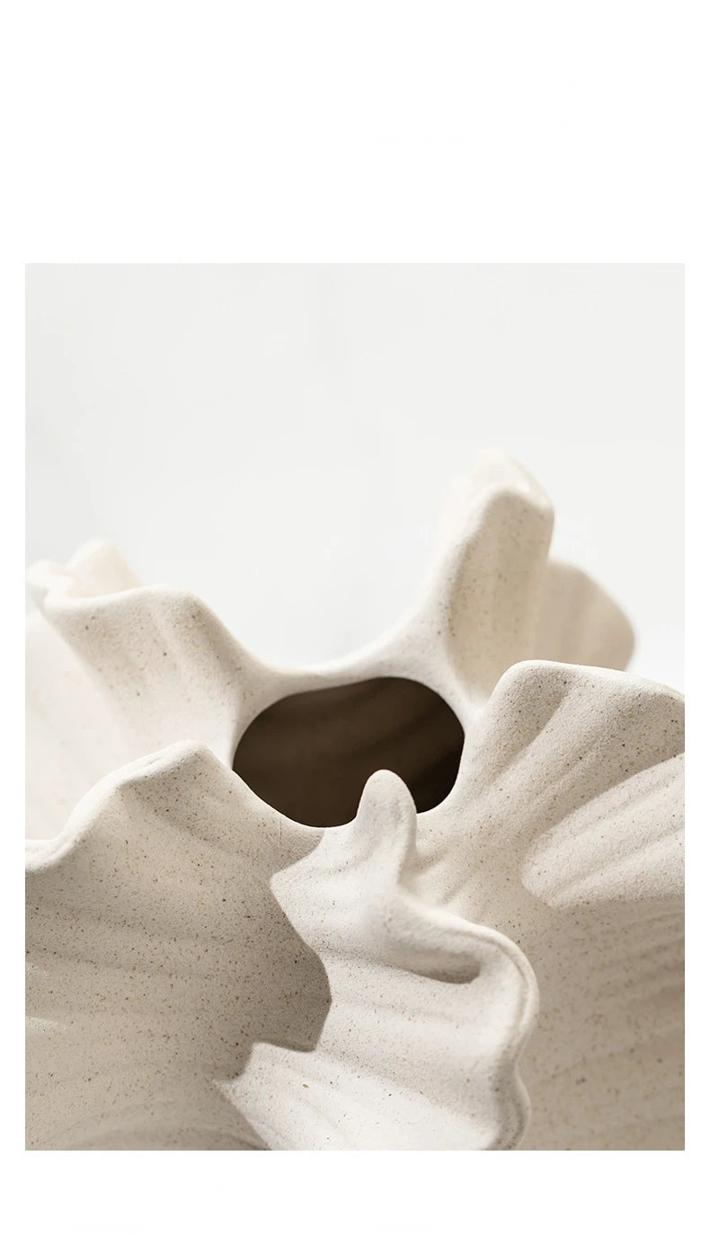 Ceramic Vase - Geometric Wavy Petal Shape Flower Vase