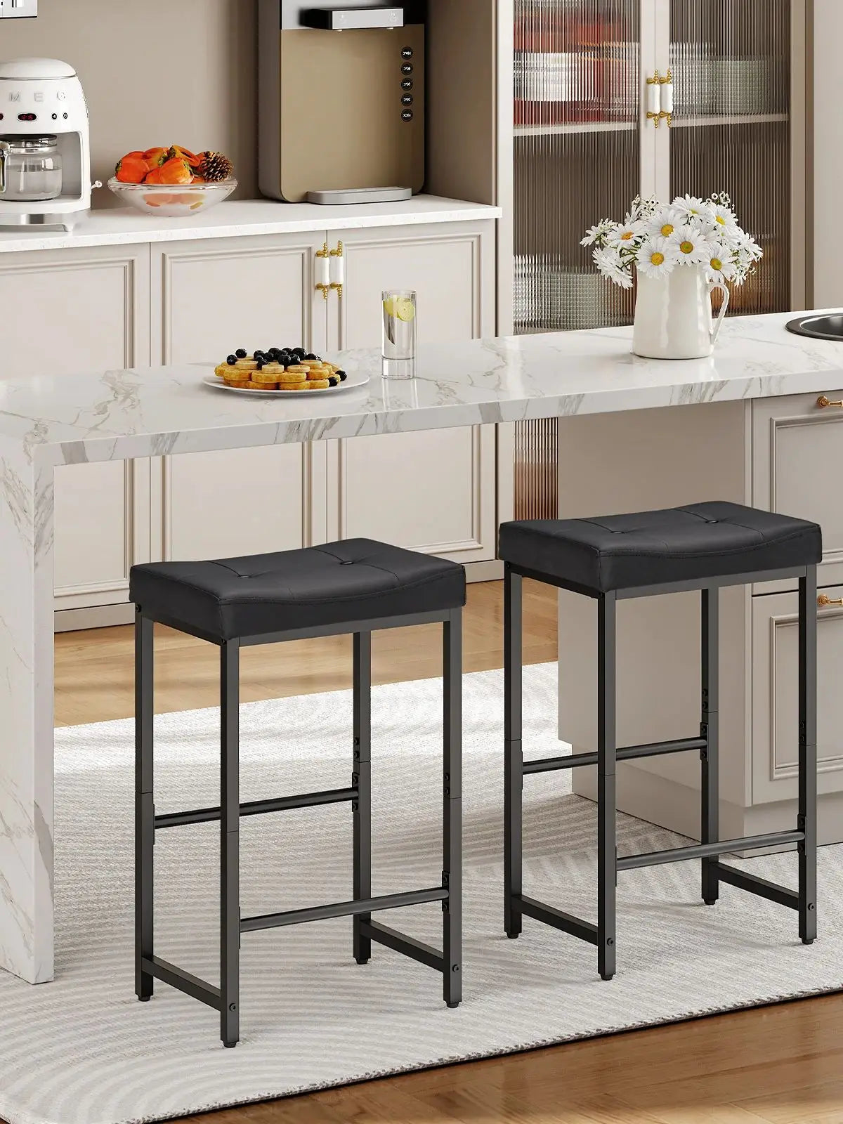 HOOBRO Bar Stools 25.4" Saddle Stools with PU Upholstery Counter Height Stools with Footrest Kitchen Breakfast Chairs for Cafe