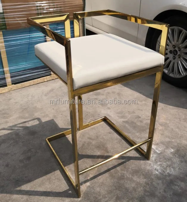 Luxury Modern Nordic Style Burgundy Tufted Curved High Back Bar Stool Velvet Upholstery Bar Chair for Home Hotel