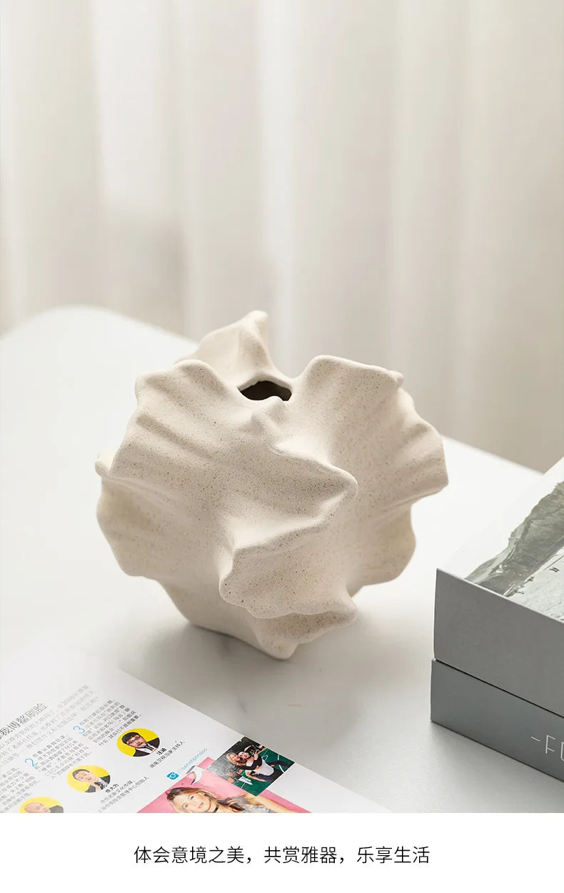 Ceramic Vase - Geometric Wavy Petal Shape Flower Vase