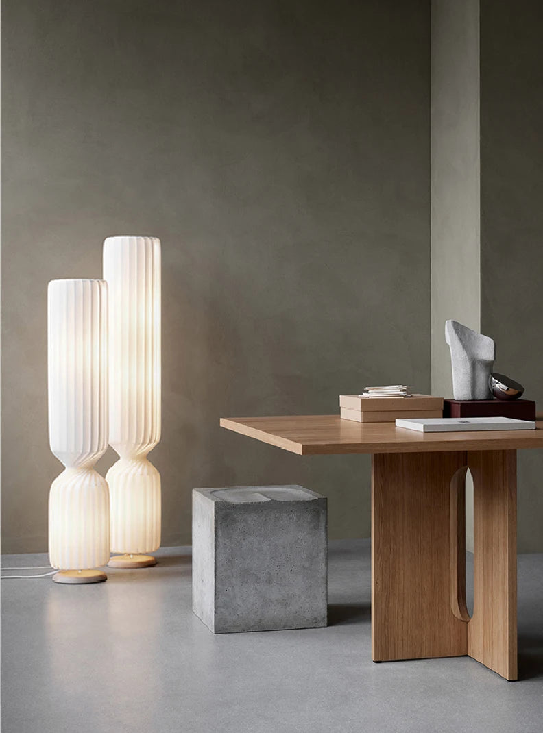 Floor Lamp: Sculptural Fluted Design in White - Modern Statement Lighting