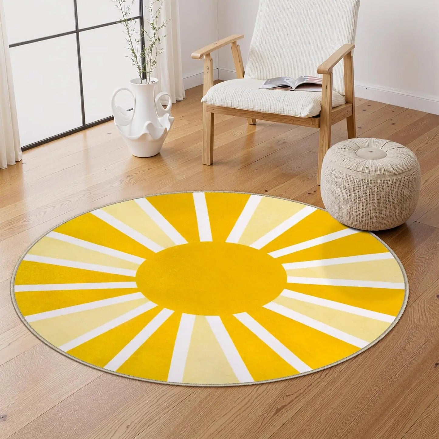 Graphic Sunburst Round Rug - Modern Geometric Design