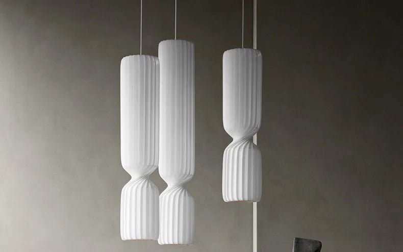 Floor Lamp: Sculptural Fluted Design in White - Modern Statement Lighting