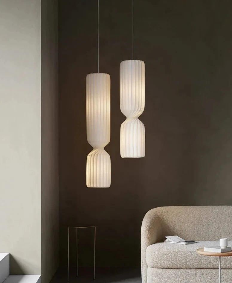 Floor Lamp: Sculptural Fluted Design in White - Modern Statement Lighting
